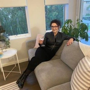 Meet your Posher, Petra